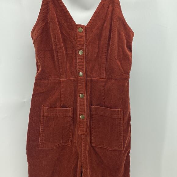 Universal Thread burnt orange corduroy cropped adjustable jumpsuit size 2 - Picture 3 of 9